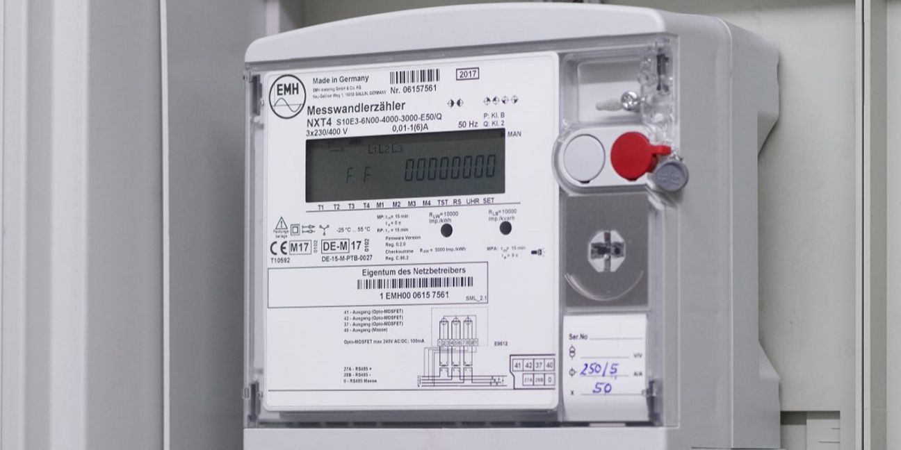 Dieses Bild zeigt einen Messwandlerzähler und verdeutlicht das Thema Was ist  die Malo-ID?
