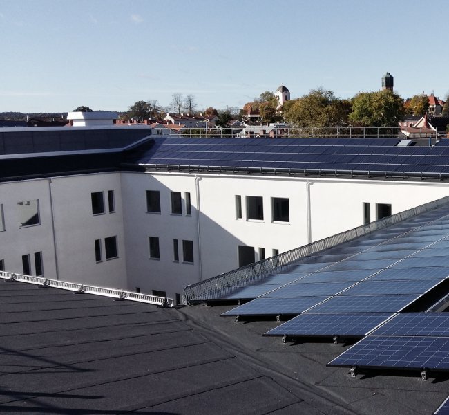 Mieterstrom Solarpaket 1 - Solarflächen auf einem Dach