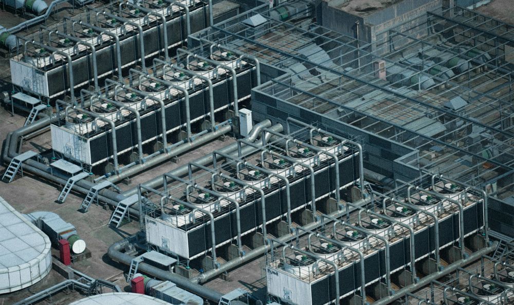 Dieses Bild zeigt eine Gasanlage und verdeutlicht das Thema Gasspeicherumlage