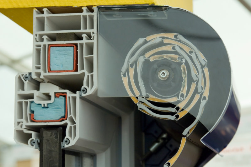 Gut gedämmter Rollladenkasten kann Heizenergie sparen.