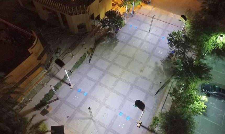 EnGoPlanet Straßenlaternen, die Strom aus kinetischer Energie der Fußgänger erzeugen