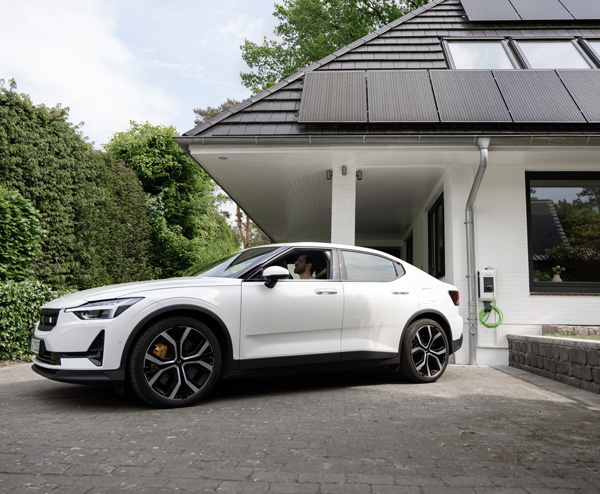 E-Auto und PV-Anlage