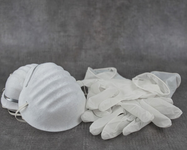 Schutzmaßnahmen bei Schimmelbekämpfung