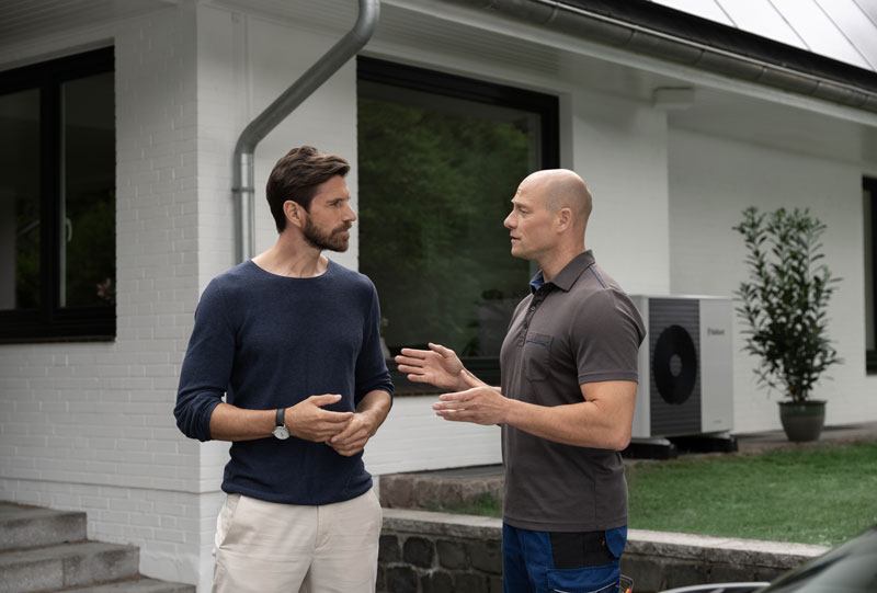 Geespräch Wärmepumpen-Installateur